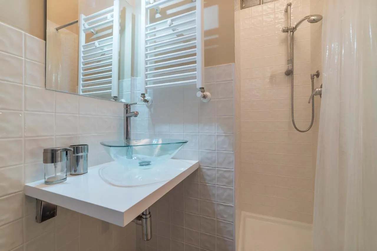 Villa Borghese Roomy Flat روما شقة